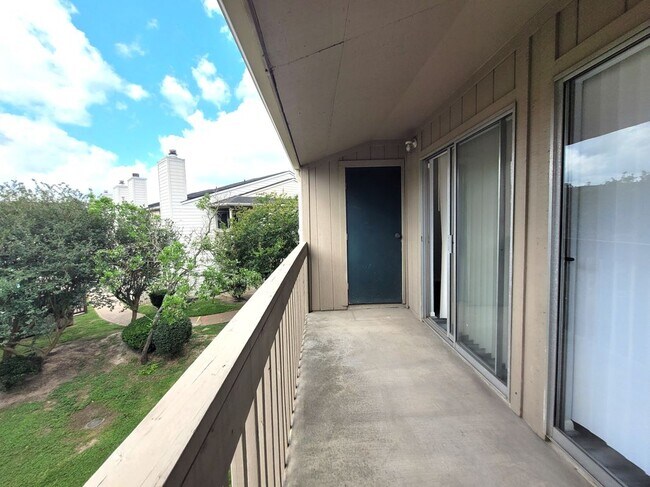 Foto del edificio - 3919 Fairmont Pkwy