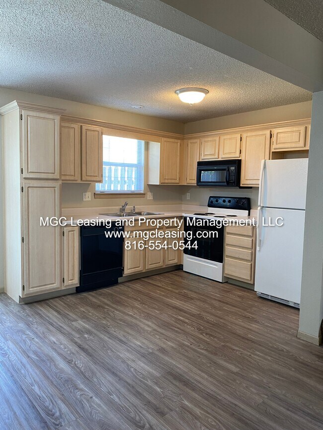 Foto del edificio - 910 Garden Dr