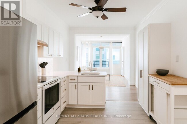 Photo du bâtiment - 1918 A Queen St E