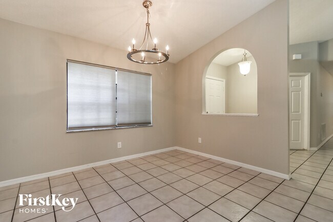 Foto del edificio - 1124 Belladonna Dr