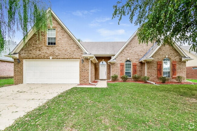 Building Photo - 2848 Pinnacle Dr