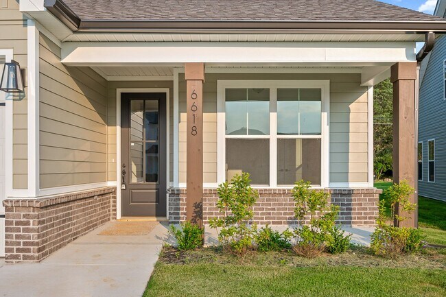 Building Photo - New Design 2-bedroom Orchid at James Creek