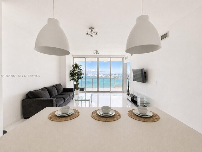 Foto del edificio - 2020 N Bayshore Dr