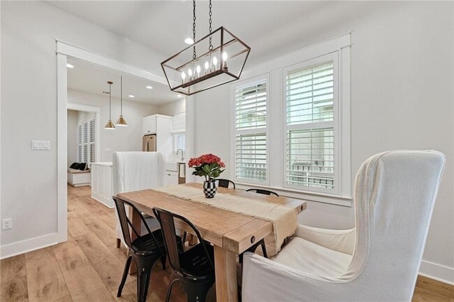 Foto del edificio - 1095 Twain St