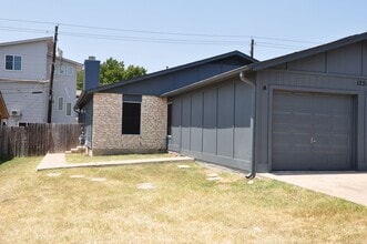 Building Photo - 12520 Esplanade St