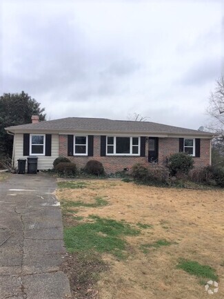 Building Photo - 3188 Valley Park Dr