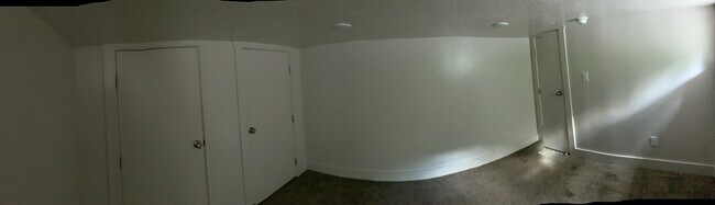 Building Photo - 143 W 400 S