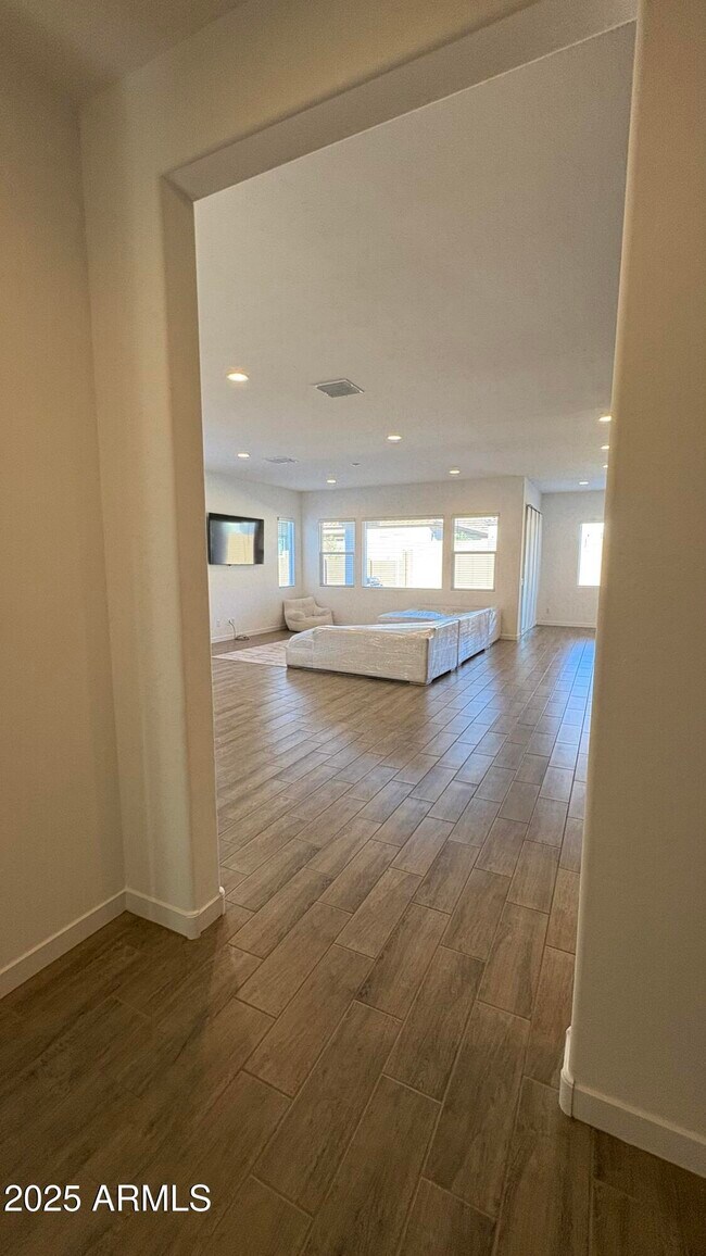 Foto del edificio - 3240 W Peak View Rd