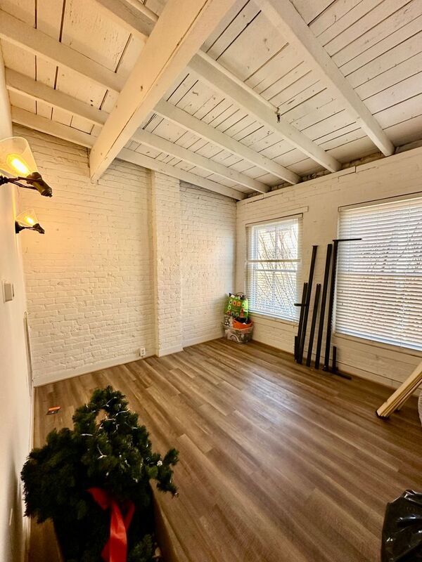 Building Photo - 1411 E Cary St