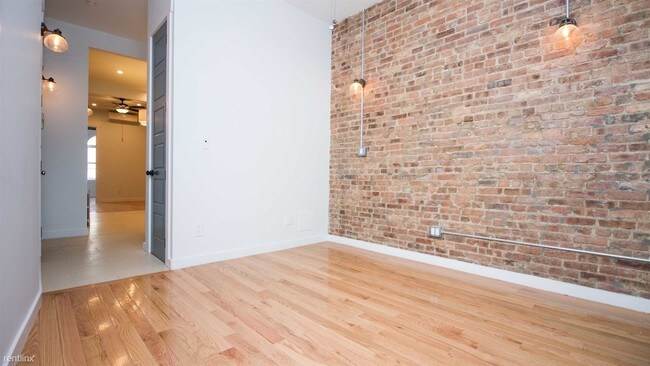 Foto del edificio - 1419 Greene Ave