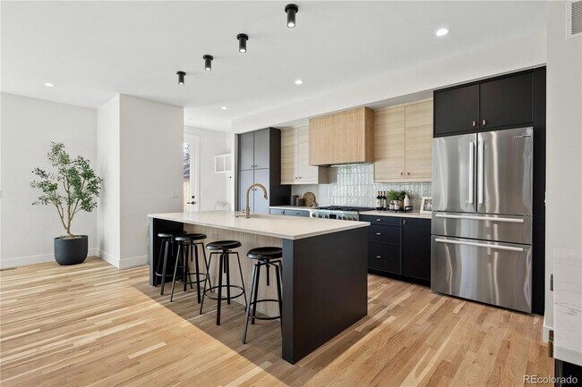 Foto del edificio - 2628 W 37th Avenue