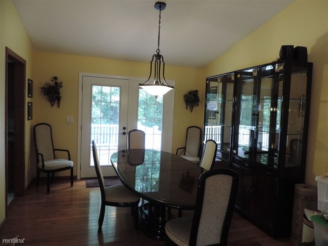 Building Photo - 3 br, 2.5 bath House - 15 Rabbit Rock Rd