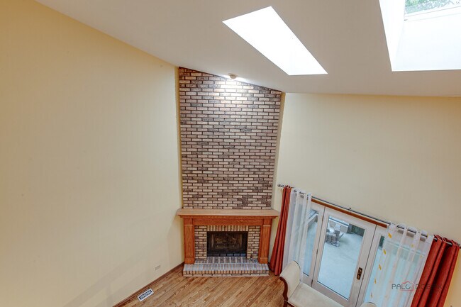 Foto del edificio - 1613 Pebble Beach Dr