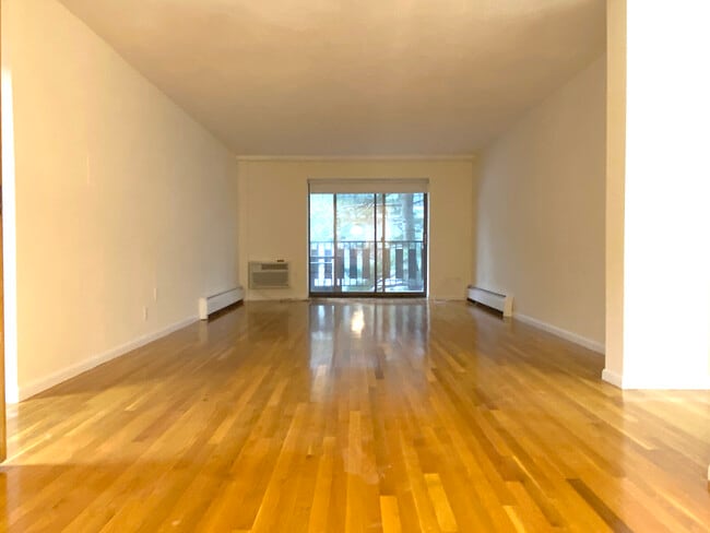 Building Photo - 30 Fuller