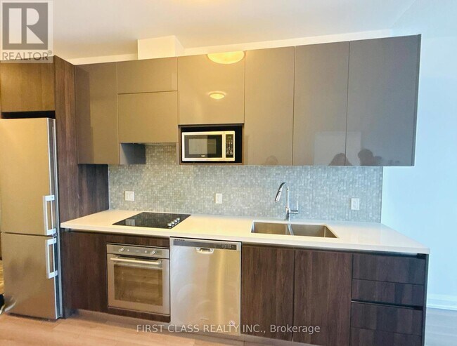 Building Photo - 15 Water Walk Dr