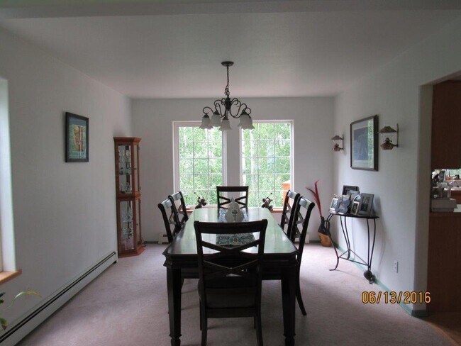 formal dining room - 551 Prospectors Trail
