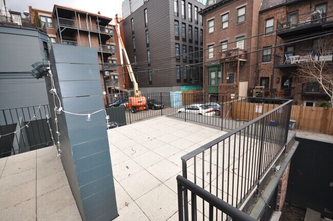 Building Photo - 668 Massachusetts Ave