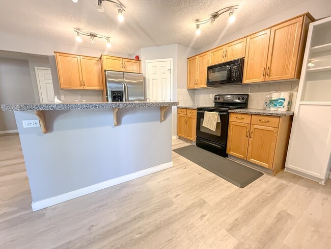Building Photo - 55 Copperfield Common SE