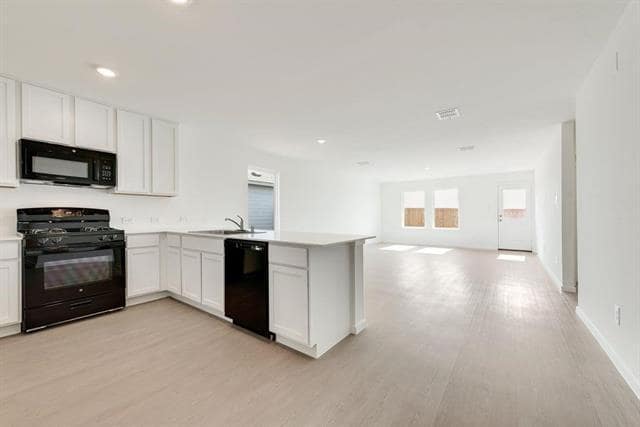 Building Photo - 1271 Falcon Hts Dr