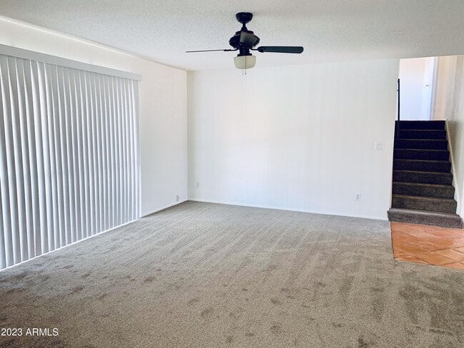 Building Photo - 1004 E Riviera Dr