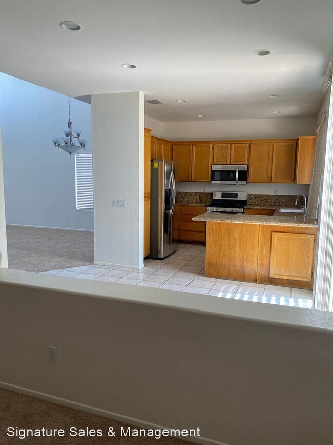 Foto del edificio - 4 br, 3 bath House - 27314 Barcelona Drive