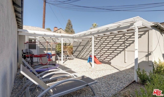 Foto del edificio - 13453 Burbank Blvd