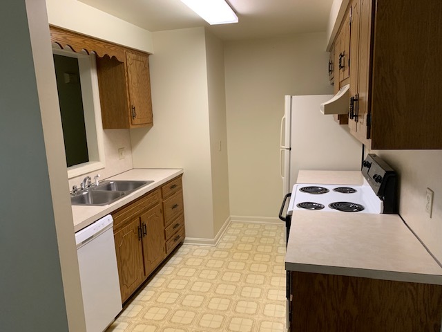 Foto del edificio - 14876 Sherwood Dr