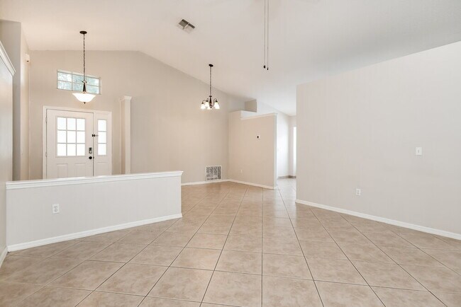 Foto del edificio - 10832 Rushwood Way