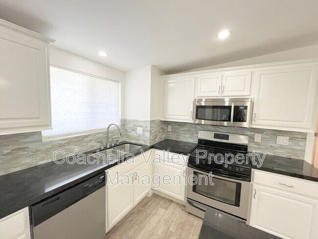 Foto del edificio - 73165 Tumbleweed Ln
