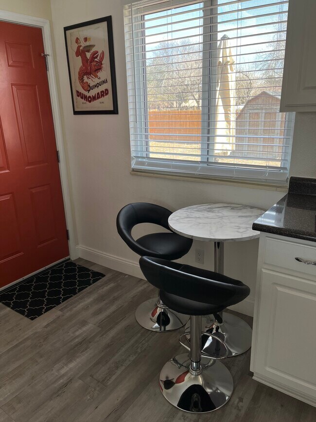 Área de rincón adicional - 14532 E Radcliff Dr