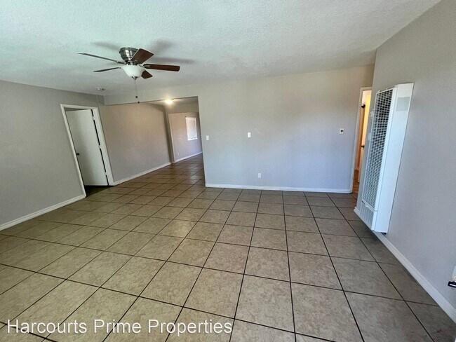 Foto del edificio - 3 br, 2 bath House - 6565 Mojave Avenue