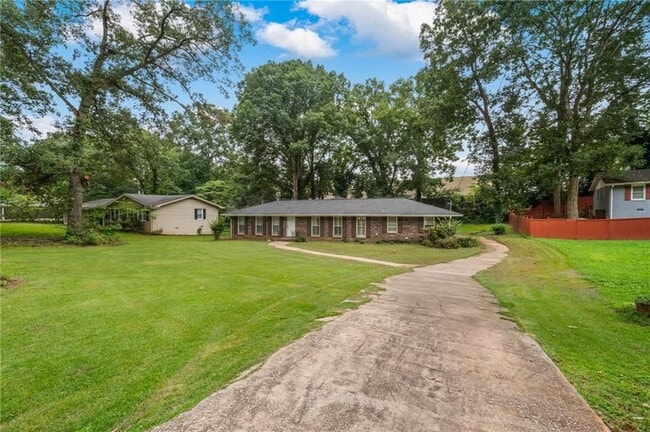 Foto del edificio - 4839 Lehigh Dr