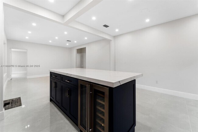 Foto del edificio - 555 SW 51st Ave