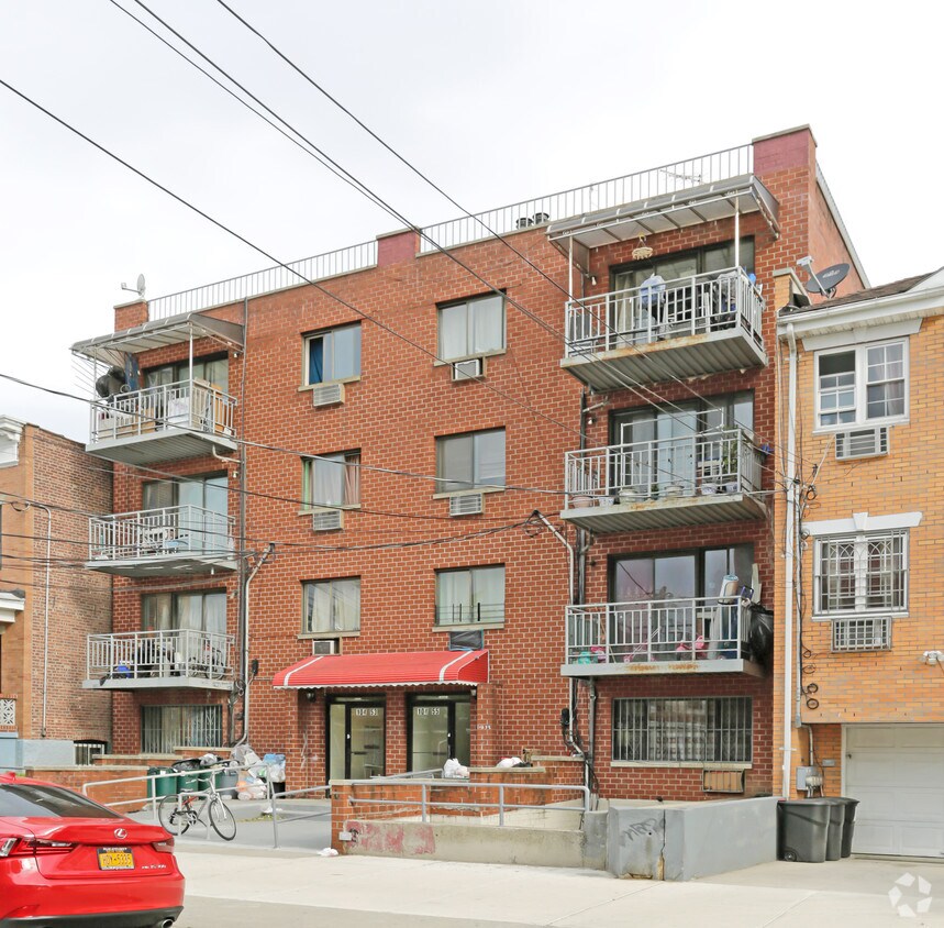 Primary Photo - 104-53-104-55 42nd Ave