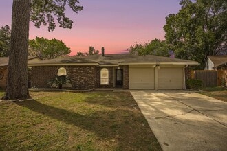 Building Photo - 22515 Colonialgate Dr