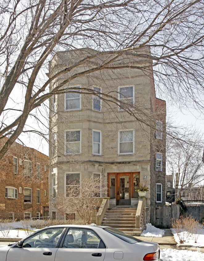 Foto principal - 6322 N Wayne Ave