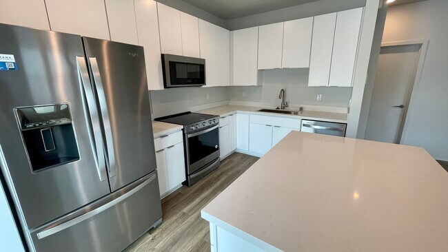 Foto del edificio - 4 BED/2.5 BATH HOME in Hoopili - Garage & ...
