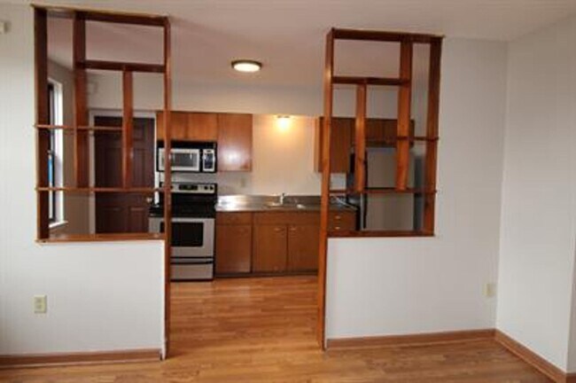 Foto del edificio - 845 Western Ave