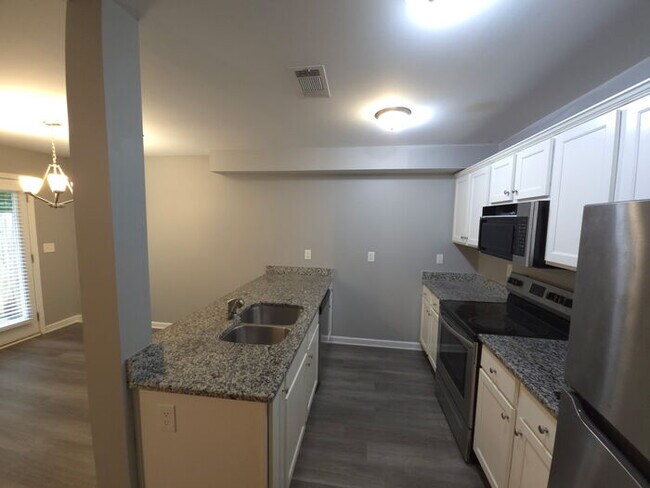 Foto del edificio - 333 Pond View Rd
