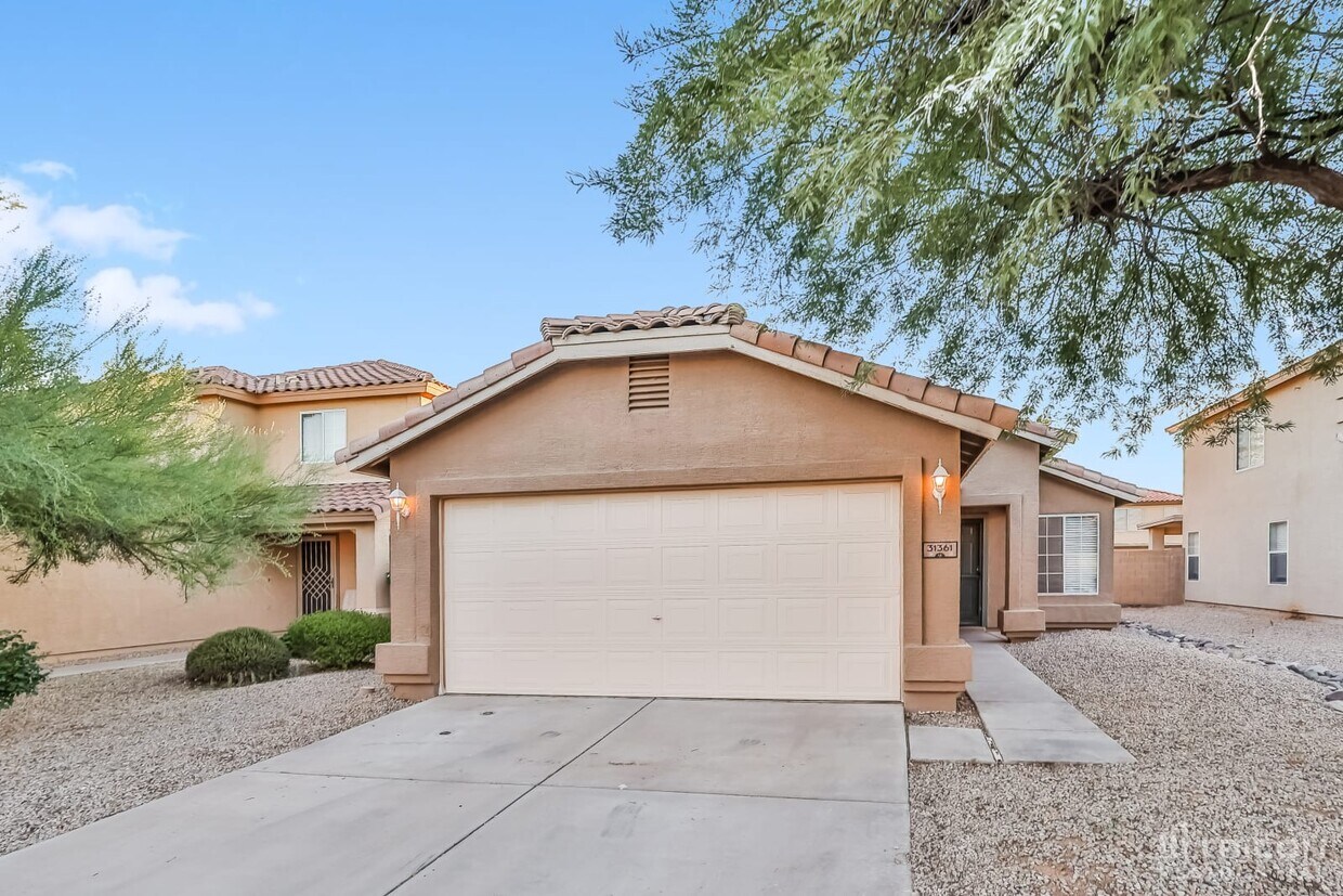 Primary Photo - 31361 N Blackfoot Dr