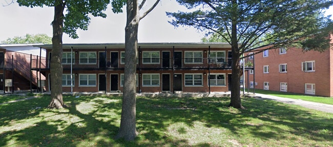 Building Photo - 1304 Silver St - Newly Renovated