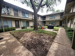 Building Photo - 11104 Valleydale Dr