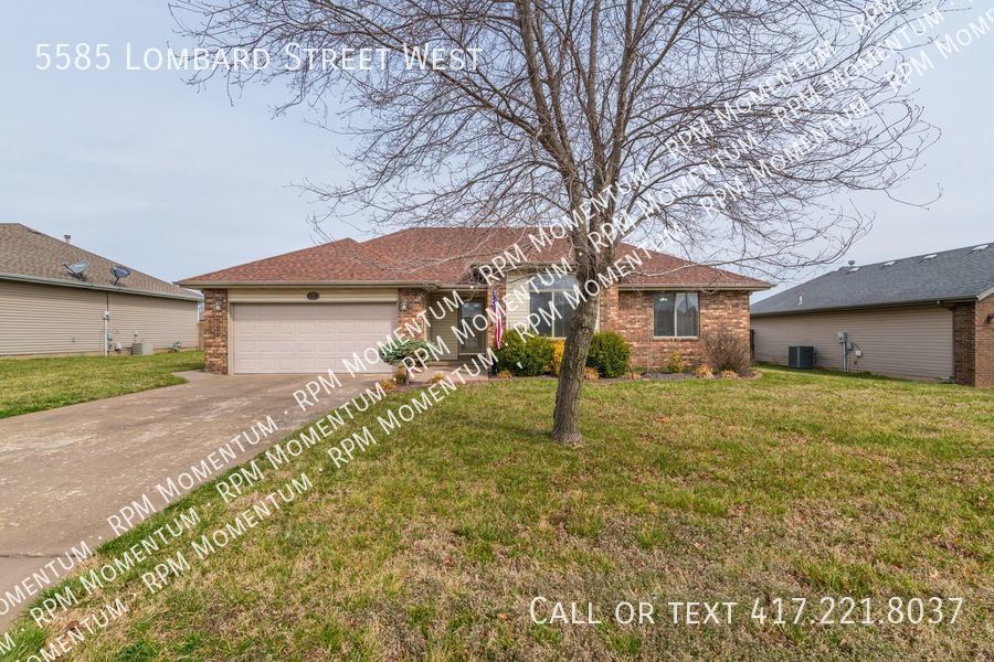 Primary Photo - Comfortable 3Bed/2Bath Home