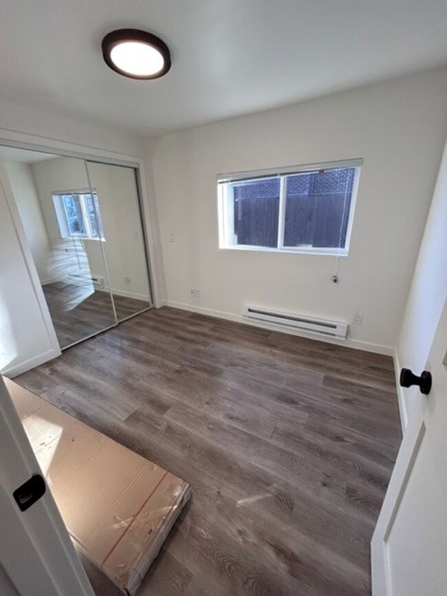 Building Photo - Completely Remodeled 2 BR/2 BA House avail...