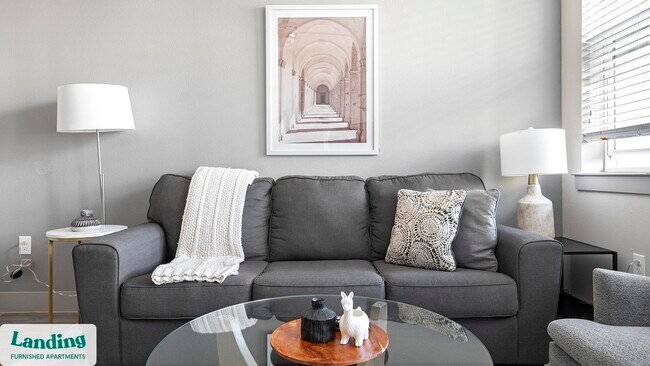 Foto del edificio - 6107 E Riverside Dr