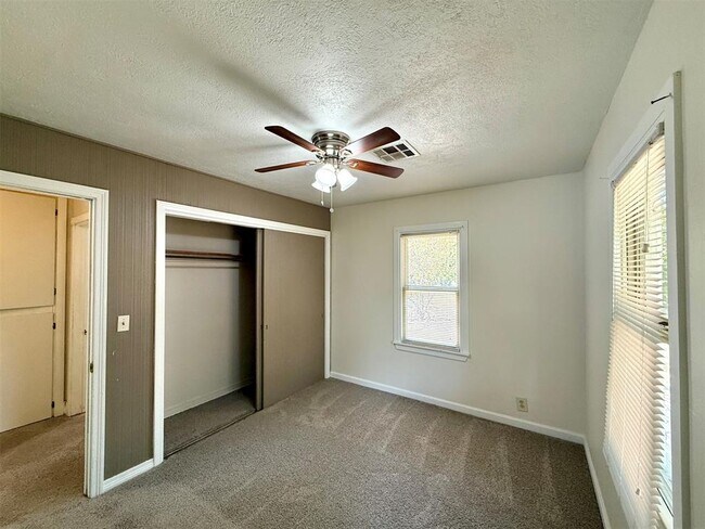 Foto del edificio - 7003 NW 46th St