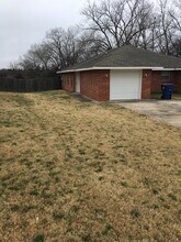 Building Photo - 1008 Aspen Ct