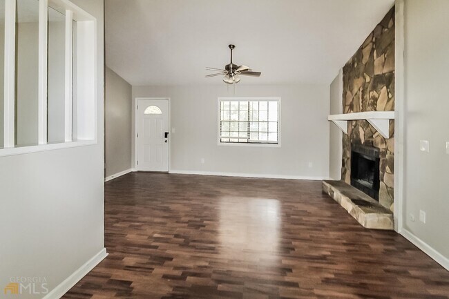 Building Photo - 3691 Quail Hollow Trail