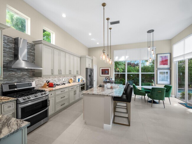 Foto del edificio - 205 Sunset Bay Ct