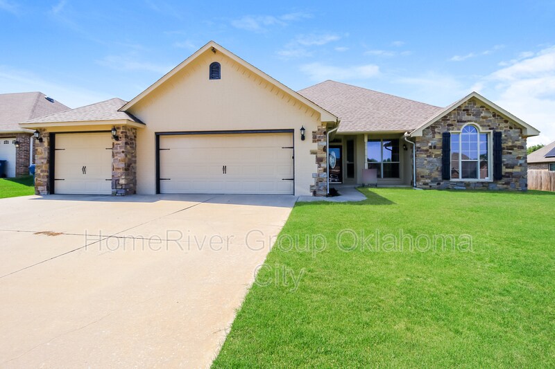 Foto principal - 3817 Kindle Ln